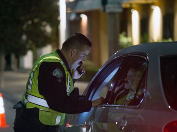 El número de vehículos confiscados en los Angeles disminuyó de 28,796 en 2011 a