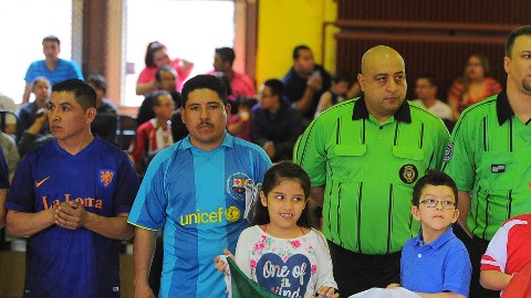 Latin American Soccer celebró sus finales de los domingos con una emotiva ceremonia de clausura en la escuela Sullivan High School.