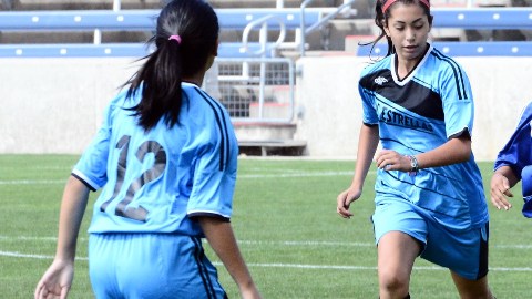 La Chicago Women Premiere Academy Soccer League es la única organización de futbol para la mujer latina en esta región.