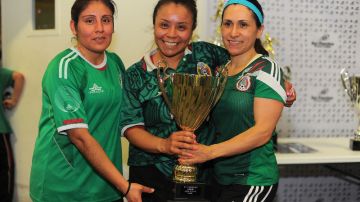 Maria Tapia, Rosalba Martinez y María Gomez, tres experimentadas veteranas del equipo México y campeonas veteranas.  
 