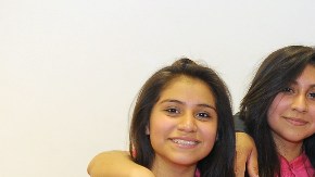 El Inter está formado por Yasmin, Jessica, el entrenador y padre de la familia Gilberto Magallanes, su esposa Rosaura Carbajal, la dueña del equipo, y la menor de las hijas, Joanna.