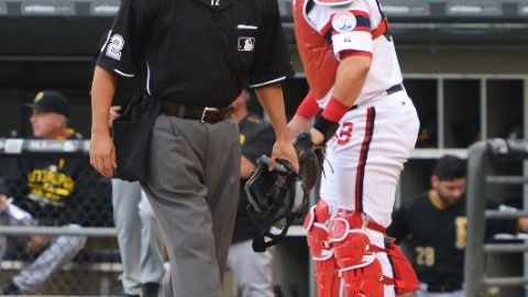 El umpire zacatecano Alfonso Márquez estuvo por segunda ocasión en Chicago.