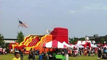 Este año, el Festival de Verano organizado por La Raza y Fifth Third Bank se realizará en Pilsen el 12 de julio.