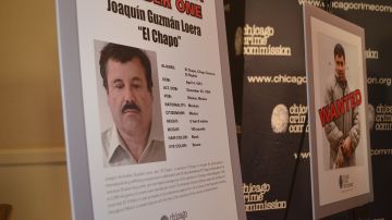 Carteles de ‘El Chapo’ Guzmán lo señalan nuevamente como el 'Enemigo público #1' de Chicago.