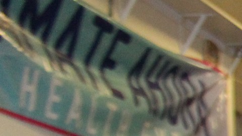 Todo el mundo quiso sacarse fotos con Curiosity, la mascota de Fifth Third Bank, durante el Festival de Verano, un evento que fue realizado por La Raza y Fifth Third Bank.