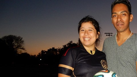 Jasmine Delgado y Amalio Gómez, responsables de volver a la vida el futbol de los lunes frente al Lago.