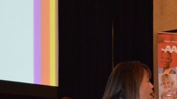 Figuras del ambiente político y del activismo de la comunidad también se hicieron presente en la conferencia 'La Mujer Despierta'.