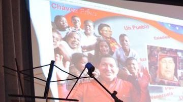 La Raza conversó con el Cónsul de Venezuela en Chicago, Jesús Rodríguez