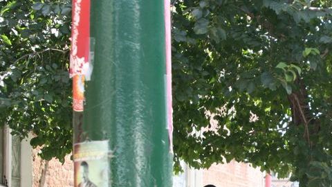 Las personas pueden monitorear la llegada de trenes y buses, para calcular mejor sus horarios.