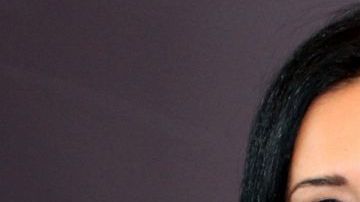 Edna Schmidt, quien fuera periodista para la cadena Univision, regresa a casa; pero con la competencia: Telemundo.