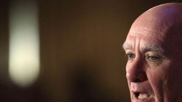 William Daley detallará las razones para retirarse de la contienda en una conferencia de prensa pautada para este martes en la mañana.
