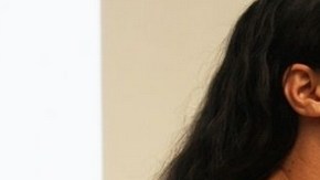La bloguera cubana Yoani Sánchez, conocida por sus críticas al mal funcionamiento del gobierno de Cuba.