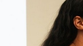 La bloguera cubana Yoani Sánchez, conocida por sus críticas al mal funcionamiento del gobierno de Cuba.
