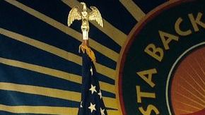 El gobernador Pat Quinn firmó la ley 'Clean Slate Act.