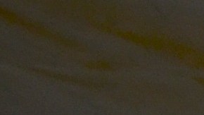 Adrián Pérez trabaja con su esposa María Espino vendiendo gazpachos, cocteles de frutas, en su carrito de comida ambulante en  el vecindario de Rogers Park.