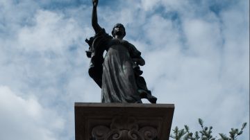 Monumento de Josefa Ortiz de Dominguez en México.