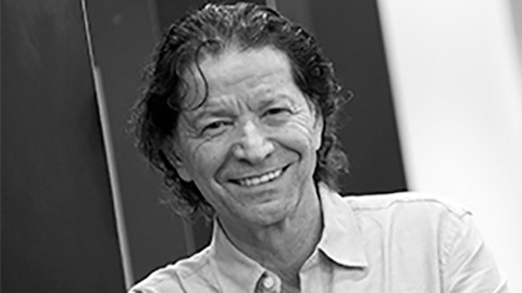 El autor mexicano Jorge Zepeda presentará su libro ‘Milena o el fémur más bello del mundo’ durante el festival literario.