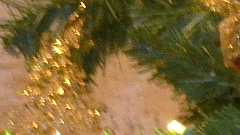 Un ofrenda en memoria de Miguel Flores y Erick Lagunas .