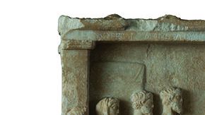 Una escultura de Asklepios, el Dios de la medicina, forma parte de la exhibición más grande de artefactos de la Grecia antigua en EEUU, que ahora se encuentra en el Field Museum.