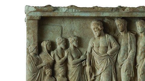 Una escultura de Asklepios, el Dios de la medicina, forma parte de la exhibición más grande de artefactos de la Grecia antigua en EEUU, que ahora se encuentra en el Field Museum.