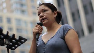 Activista Elvira Arellano se reunió en Chicago con el padre de su segundo hijo.