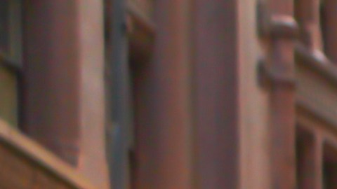 Carlos Flores, un conferencista, entrenador de ventas y autor, sufrió un ataque cerebral el año pasado. Hoy, está en terapia para poder volver a hablar con normalidad.