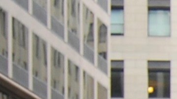 Christina Padilla (centro) es una de las principales demandantes de la demanda en contra de una franquicia con 16 locales de la cadena Dunkin’ Donuts en el Loop de Chicago.