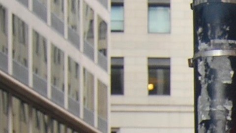 Christina Padilla (centro) es una de las principales demandantes de la demanda en contra de una franquicia con 16 locales de la cadena Dunkin’ Donuts en el Loop de Chicago.