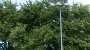 Pedro Cua Sánchez con sus dos hijos, Sergio y Hugo.