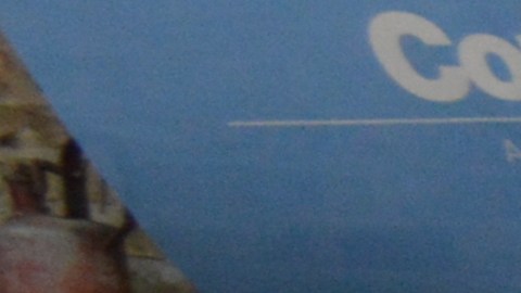 Jessica Guerrero (izq.) y María Sotelo han estado participando del programa Icebox Derby, donde niñas convierten refrigeradores reciclados en autos de carrera con paneles solares.