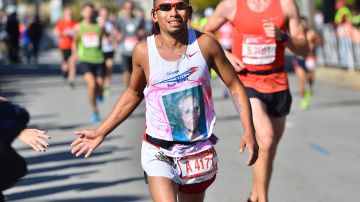 Varios corredores participarán en el Bank of America Chicago Marathon que se llevará a cabo este domingo.