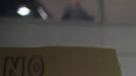 Manifestantes protestaron en Chicago contra las restricciones de viaje y la retención de inmigrantes en aeropuertos provocadas por la orden ejecutiva de Donald Trump que frena temporalmente la entrada al país de refugiados y personas originarias de siete naciones de mayoría musulmana.