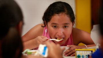 CPS ofrece un programa de comidas de verano para niños de 1 a 18 años.