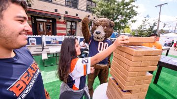 Los Chicago Bears celebrarán el inicio de la temporada con su Block Party en Logan Square.
