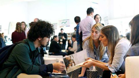 Los millennials de Illinois todavía están luchando en el frente financiero.