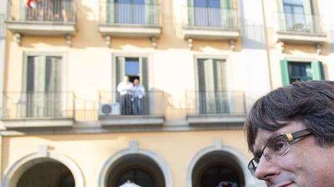 Puigdemont y su gobierno fueron sustituidos tras la aplicación del artículo 155 de la Constitución española.EFE
