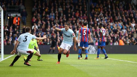 "Chicharito" Hernández abrió el marcador al minuto 31