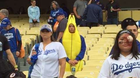 Aficionados de Dodgers quien una noche terrorífica para Astros