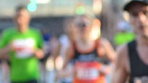 El ecuatoriano Claudio Loja fue uno de los mejores latinos de Chicago en el Maratón. (Javier Quiroz / La Raza)