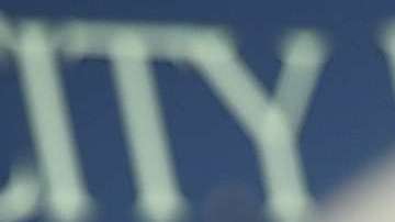 El presidente Trump llamó "loco" al multimillonario Tom Steyer.