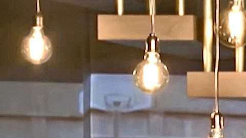 Shakira tiene una hemorragia en sus cuerdas vocales.