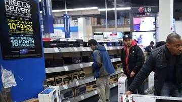 Los televisores se encuentran a buen precio en este mes.