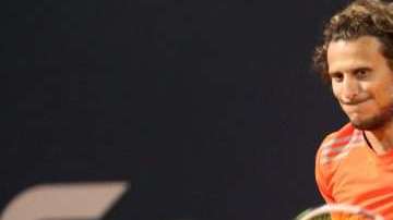 El futbolista uruguayo Diego Forlán durante un juego de exhibición en el   Abierto de Uruguay. (Foto: EFE/Raúl Martínez)