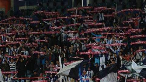 Un estadio Hidalgo llenó en  Pachuca. EFE