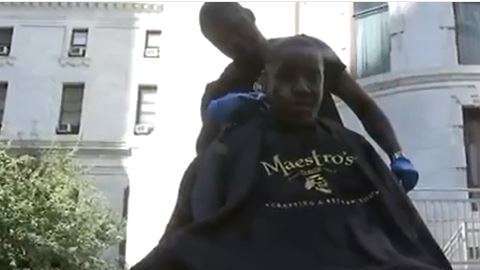 Este hombre descubrió en la labor social su verdadera pasión.