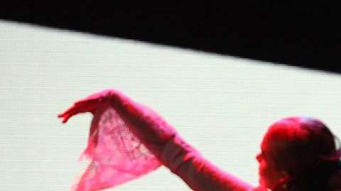 La cantante ahora sabe seguir el ritmo de la música.