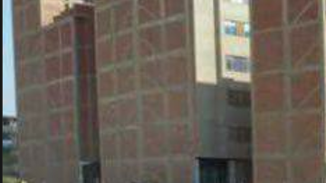 La construcción fue detenida de inmediato.