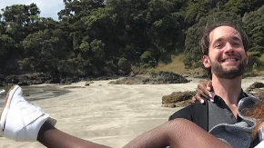 Serena Williams y su prometido Alexis Ohanian esperan un bebé.