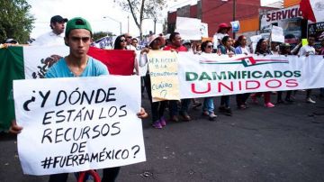 Los afectados marcharon en la Ciudad de México. /Twitter