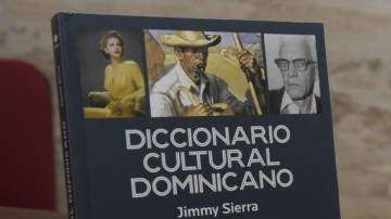 Se presentó el diccionario. Foto @Teatrotrescaras